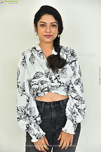 Varsha Bollamma at Thammudu Movie Interview, HD Gallery