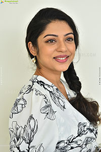 Varsha Bollamma at Thammudu Movie Interview, HD Gallery