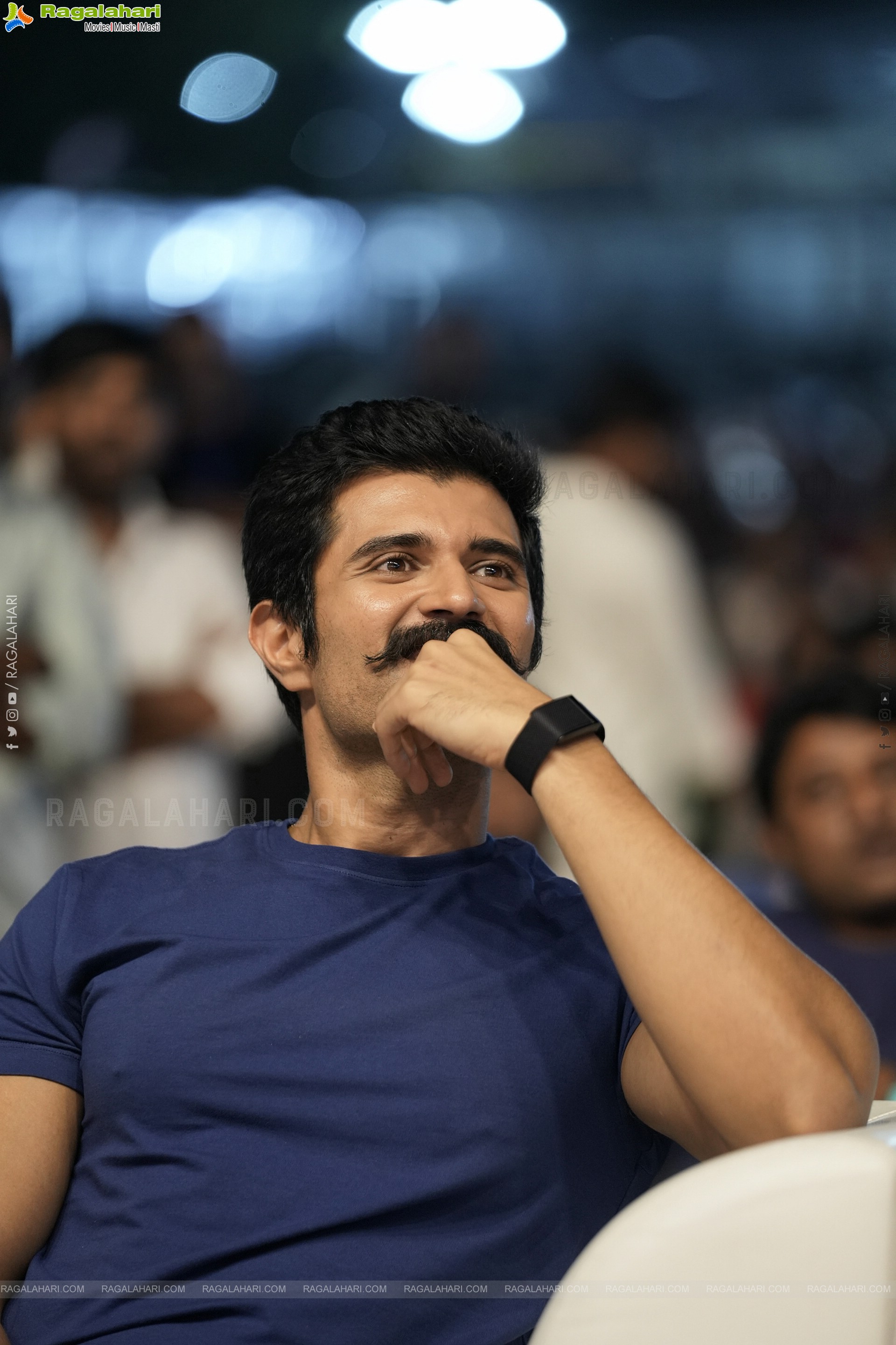 Vijay Deverakonda at Kingdom Pre Release Event, HD Gallery