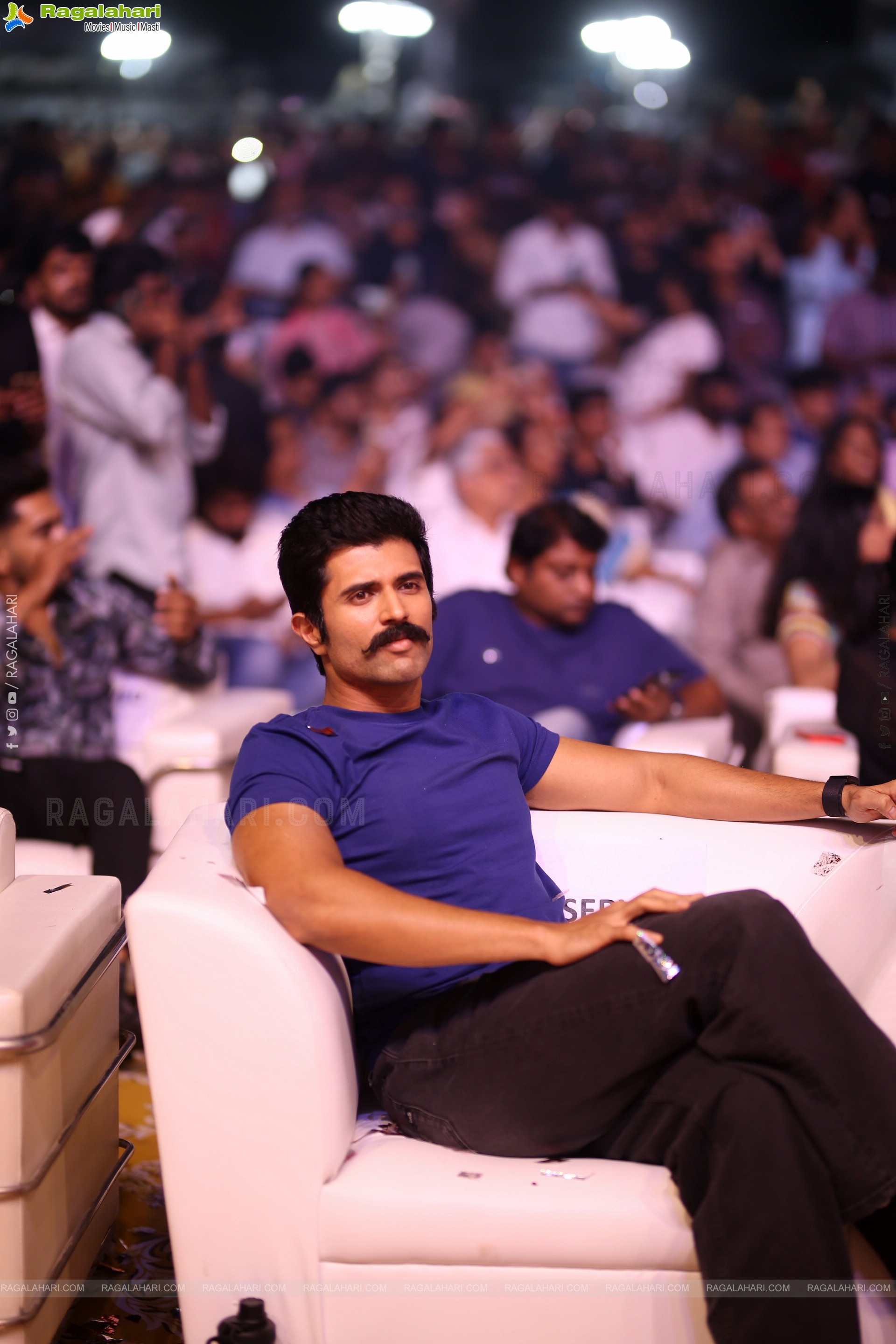Vijay Deverakonda at Kingdom Pre Release Event, HD Gallery