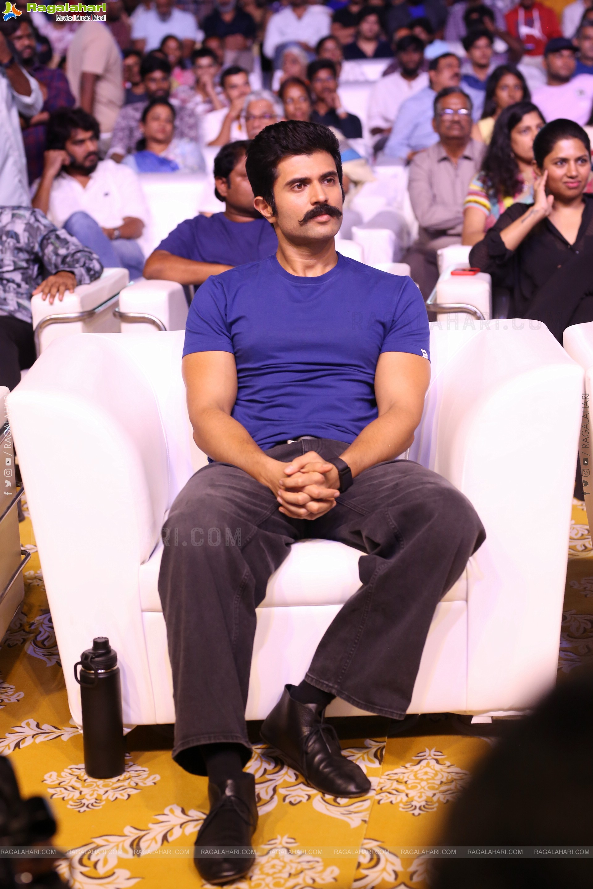 Vijay Deverakonda at Kingdom Pre Release Event, HD Gallery