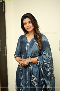 Aishwarya Rajesh at Oh Sukumari Movie Interview, HD Gallery