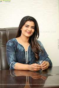 Aishwarya Rajesh at Oh Sukumari Movie Interview, HD Gallery