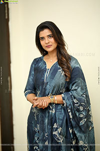 Aishwarya Rajesh at Oh Sukumari Movie Interview, HD Gallery