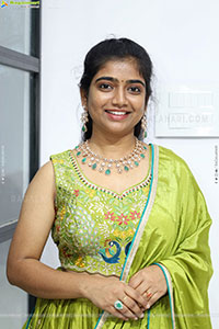 Akhila Reddy Glam stills in Green Dress, HD Gallery