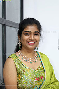 Akhila Reddy Glam stills in Green Dress, HD Gallery