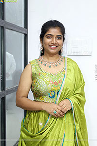 Akhila Reddy Glam stills in Green Dress, HD Gallery