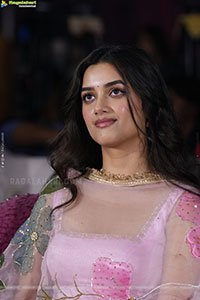 Bhagyashri Borse at Lenin Movie Press Meet