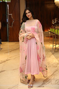 Bhagyashri Borse at Lenin Movie Press Meet