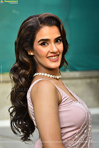 Kavya Thapar at Nenu Ready Movie Song Launch Event