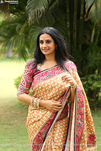 Laya at Vadhala Trailer Launch Event, HD Gallery 