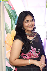 Milky Madhu stills in Floral Printed Georgette Saree