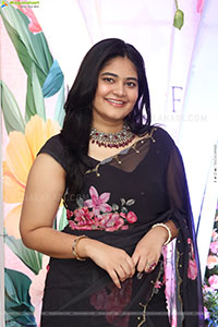 Milky Madhu stills in Floral Printed Georgette Saree