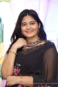 Milky Madhu stills in Floral Printed Georgette Saree