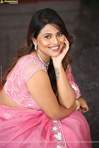 Praneeta Patnaik at Due Date Movie Launch Event