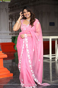 Praneeta Patnaik at Due Date Movie Launch Event
