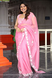 Praneeta Patnaik at Due Date Movie Launch Event
