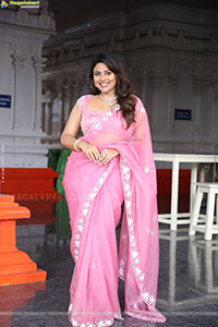 Praneeta Patnaik at Due Date Movie Launch Event