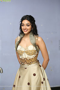 Preity Mukundhan at Hrudayam Murali Press Meet, HD Gallery 
