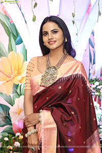 Priyanka Chowdary stills in Maroon Saree