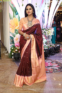 Priyanka Chowdary stills in Maroon Saree