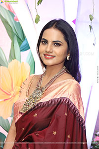 Priyanka Chowdary stills in Maroon Saree