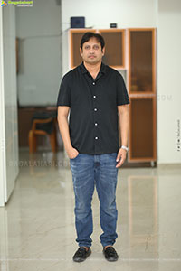 Producer SKN stills at Chennai Love Story Interview