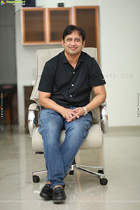 Producer SKN stills at Chennai Love Story Interview