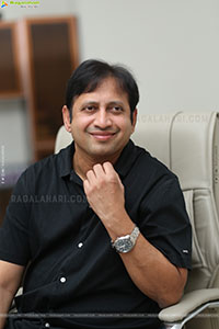 Producer SKN stills at Chennai Love Story Interview