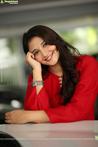 Ritika Nayak at Korean Kanakaraju Movie Interview