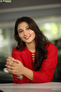 Ritika Nayak at Korean Kanakaraju Movie Interview