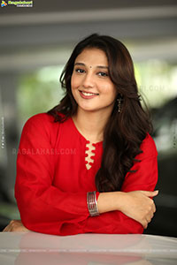 Ritika Nayak at Korean Kanakaraju Movie Interview