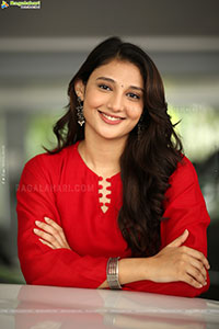 Ritika Nayak at Korean Kanakaraju Movie Interview