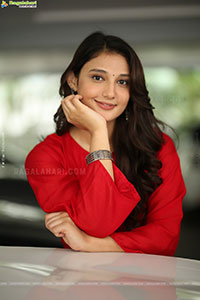 Ritika Nayak at Korean Kanakaraju Movie Interview