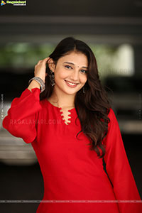 Ritika Nayak at Korean Kanakaraju Movie Interview