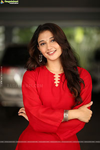 Ritika Nayak at Korean Kanakaraju Movie Interview
