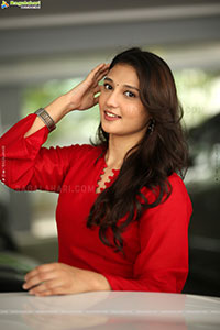 Ritika Nayak at Korean Kanakaraju Movie Interview