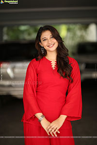 Ritika Nayak at Korean Kanakaraju Movie Interview