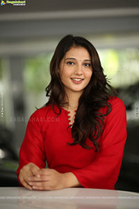 Ritika Nayak at Korean Kanakaraju Movie Interview