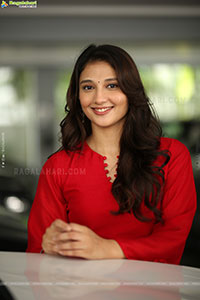 Ritika Nayak at Korean Kanakaraju Movie Interview