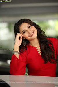 Ritika Nayak at Korean Kanakaraju Movie Interview