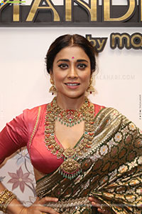 Shriya Saran at Mandira Jewellery Showroom Launch