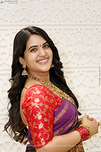 Sravanthi Chokarapu at Mandira Showroom Launch, HD Gallery 