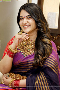 Sravanthi Chokarapu at Mandira Showroom Launch, HD Gallery 