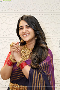 Sravanthi Chokarapu at Mandira Showroom Launch, HD Gallery 