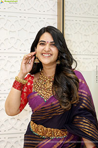 Sravanthi Chokarapu at Mandira Showroom Launch, HD Gallery 