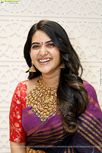 Sravanthi Chokarapu at Mandira Showroom Launch, HD Gallery 