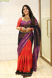 Sravanthi Chokarapu at Mandira Showroom Launch, HD Gallery 