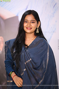 Vasavi Ganeshan at Hushar Pittalu Song Launch