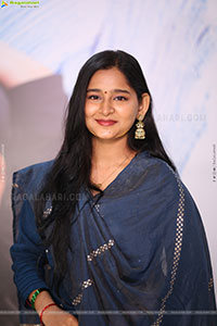 Vasavi Ganeshan at Hushar Pittalu Song Launch
